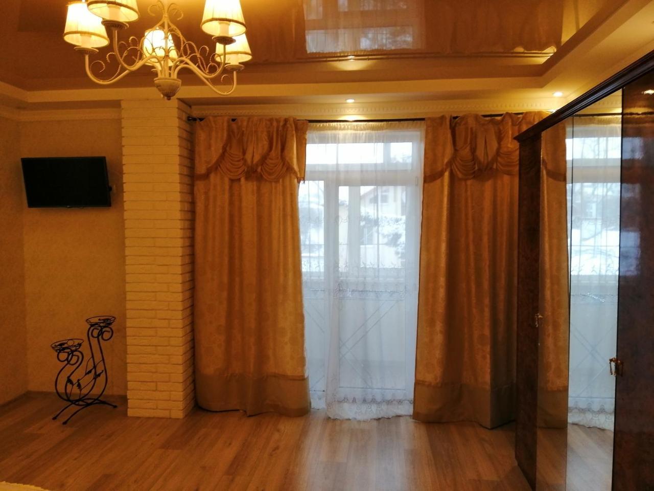 Вулиця Дрогобицька 10В تريسكافيتس المظهر الخارجي الصورة